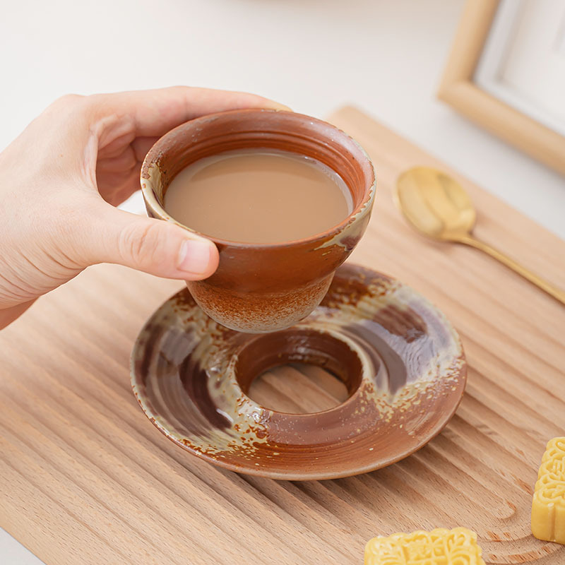 Personalidad original de tazas de cerámica para parejas de tazas de agua tazas de café italianas tazas de platos set de oficina sofisticado estilo europeo