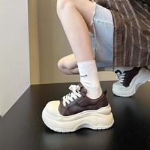 厚底增高百搭休闲时尚板鞋2025新款女款秋款爆款不累脚大头鞋