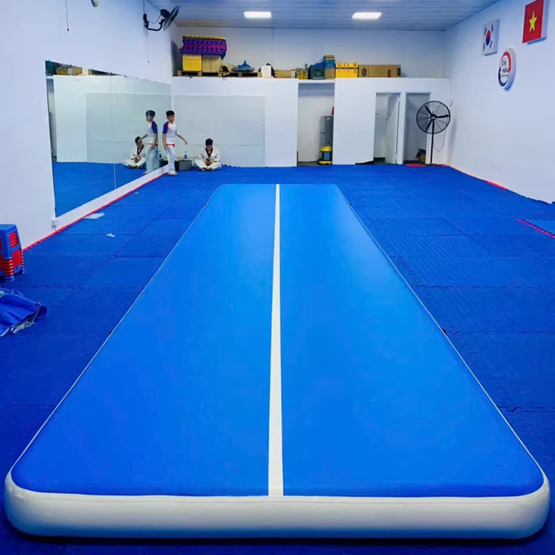 インフレータブルフリップエアクッションテコンドーブラシエアクッション武道マット体操ダンス保護マットキャンプインフレータブルマットメーカー|undefined