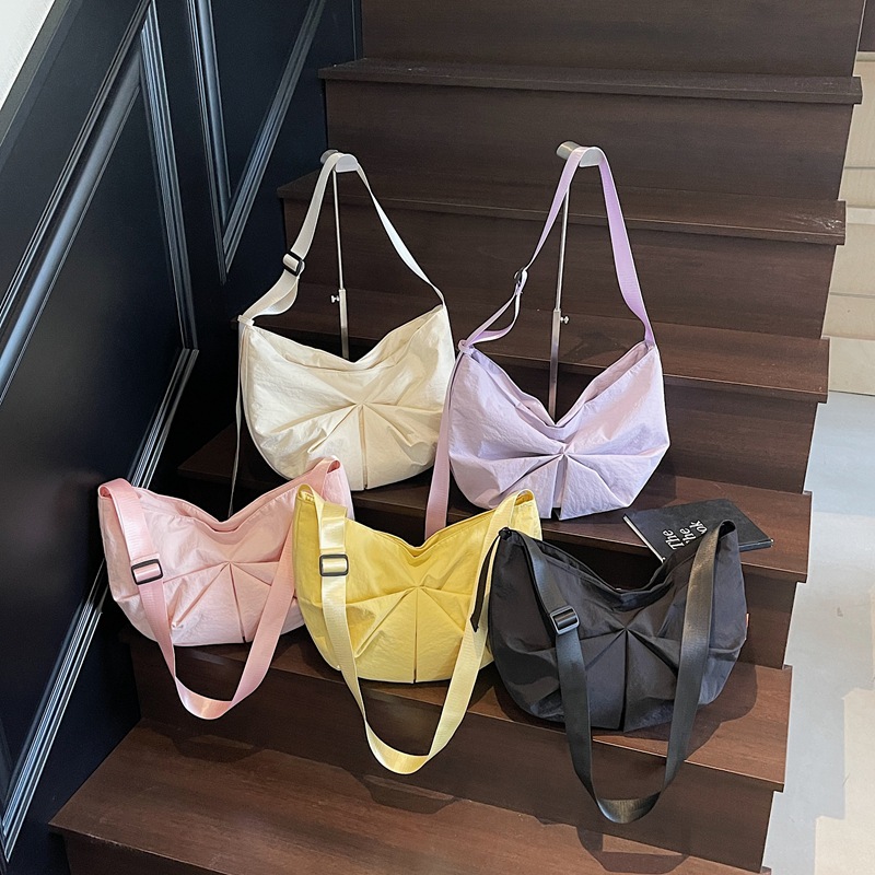 Bolsa de hombro de mujer simple coreana de color sólido de gran capacidad para trabajar bolsas de mujer 2026 bolsas de bolsas de bolsas de nicho image 1