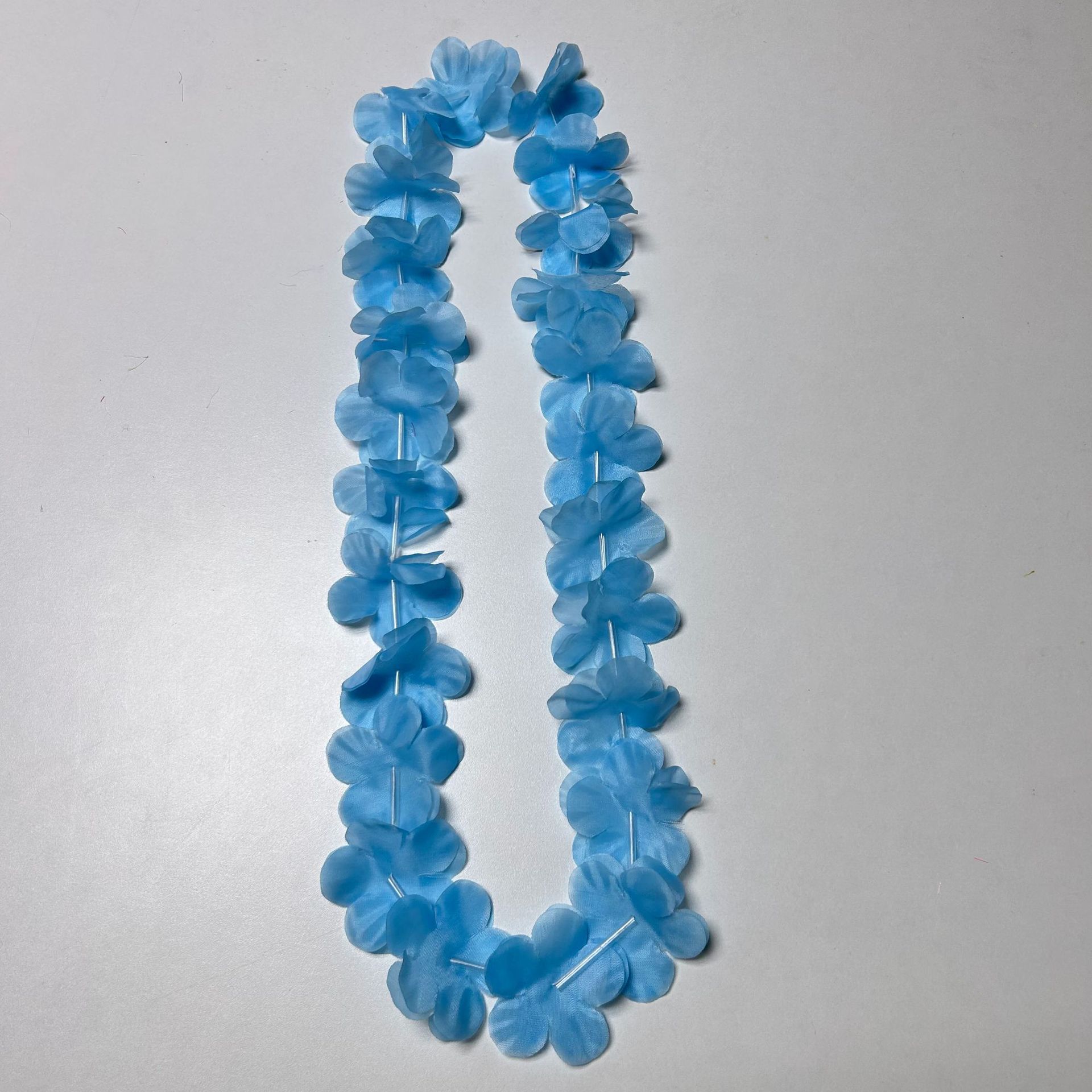 Transfronterizo hawaiano colorido 24 pétalos de 6 cm ceremonia de graduación espectáculo de guirlandas de poliéster fabricantes