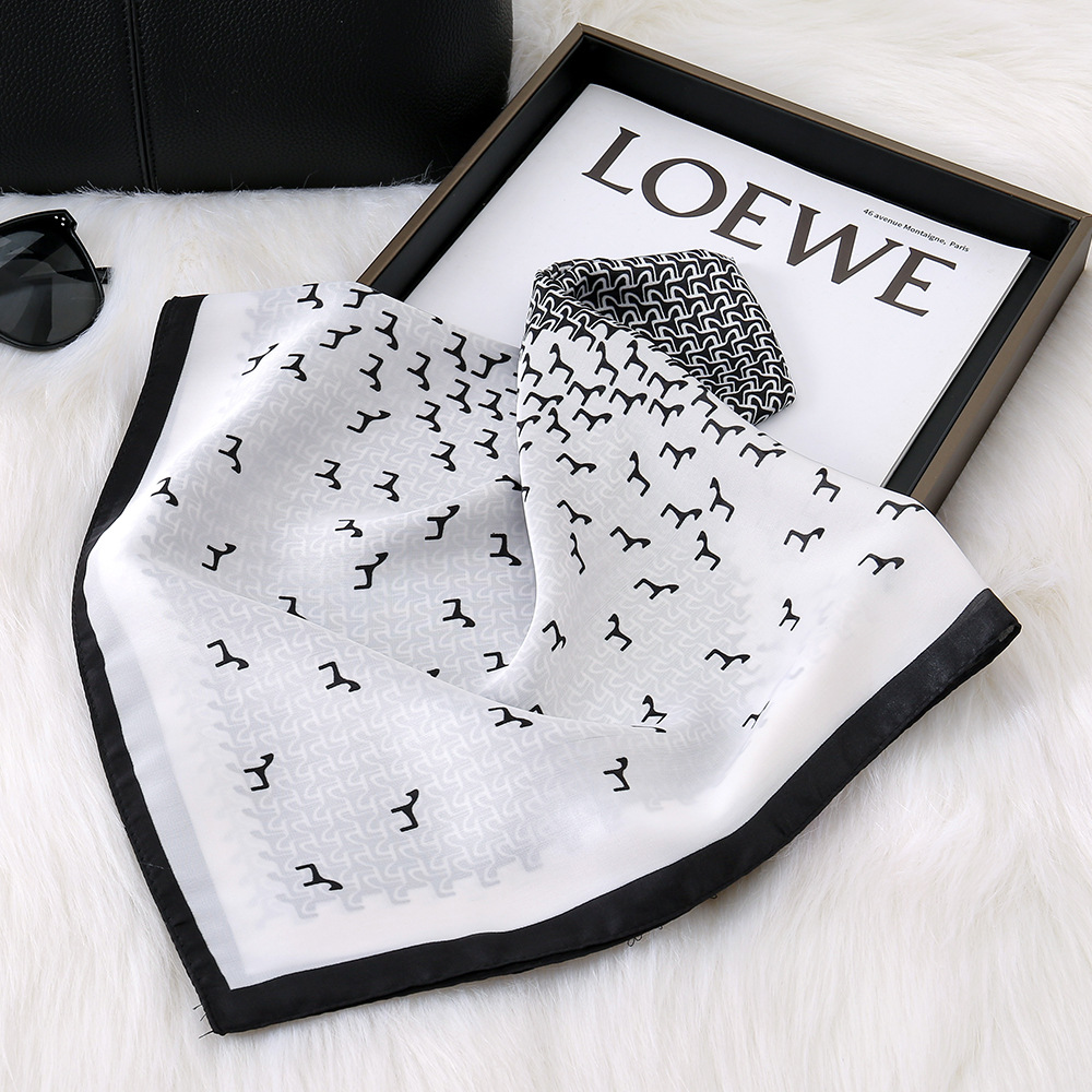 Comercio exterior simple negocio 70CM bufandas de seda primavera y otoño atado pelo atado bolsa de seda imitado pony moda bufandas cuadradas de alta calidad para mujeres