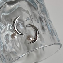 银色不对称月牙珍珠耳环 精致少女日韩耳针 隐形无痛无耳洞耳夹女