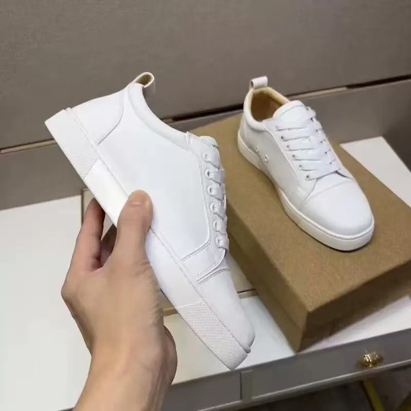 Estación europea cl remaches eléctricos zapatos de suela roja de tendencia universal remaches pareja de moda casual zapatos casuales de moda europea