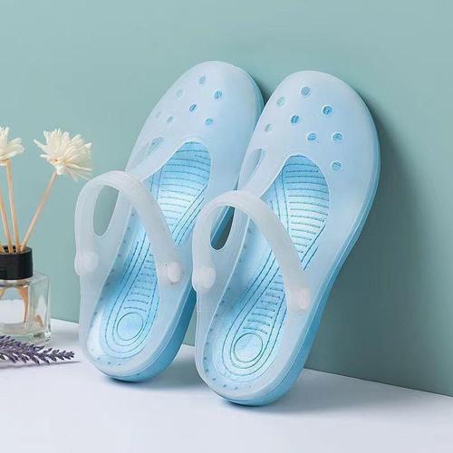 Summer New Ultra-Light Soft-Sole Hole Shoes Women Slippers Travel Anti-Slip Jelly Beach Shoes Ladies Outdoor Slippers