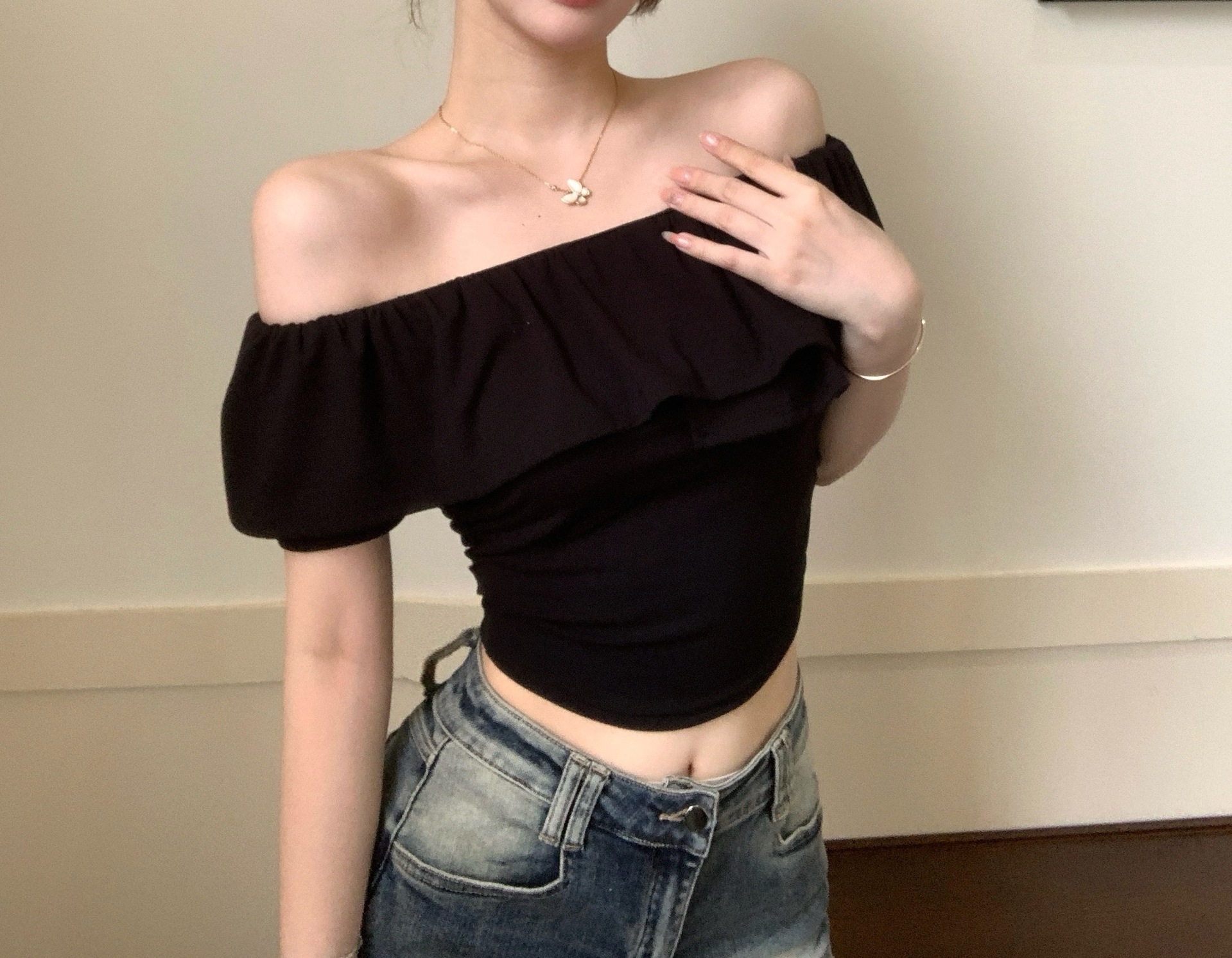 Seksualūs, vasariški moteriški marškinėliai su „Pure Desire“ rankovėmis, aptempti, klostyti, raukiniai, mėlyni, trumpi ir stilingi._voghion.com
