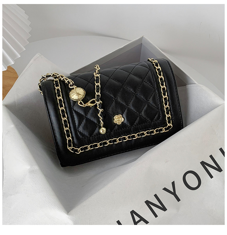 Fashion Contrast Color Chain Golden Ball Shoulder Messenger Bag display picture 18