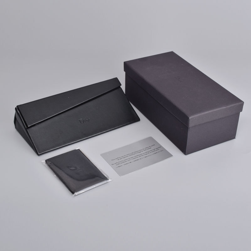 New Black Di Portable Folding Glasses Case, Personalized and Creative High-Quality Triangular Sunglasses Box Available from Stock