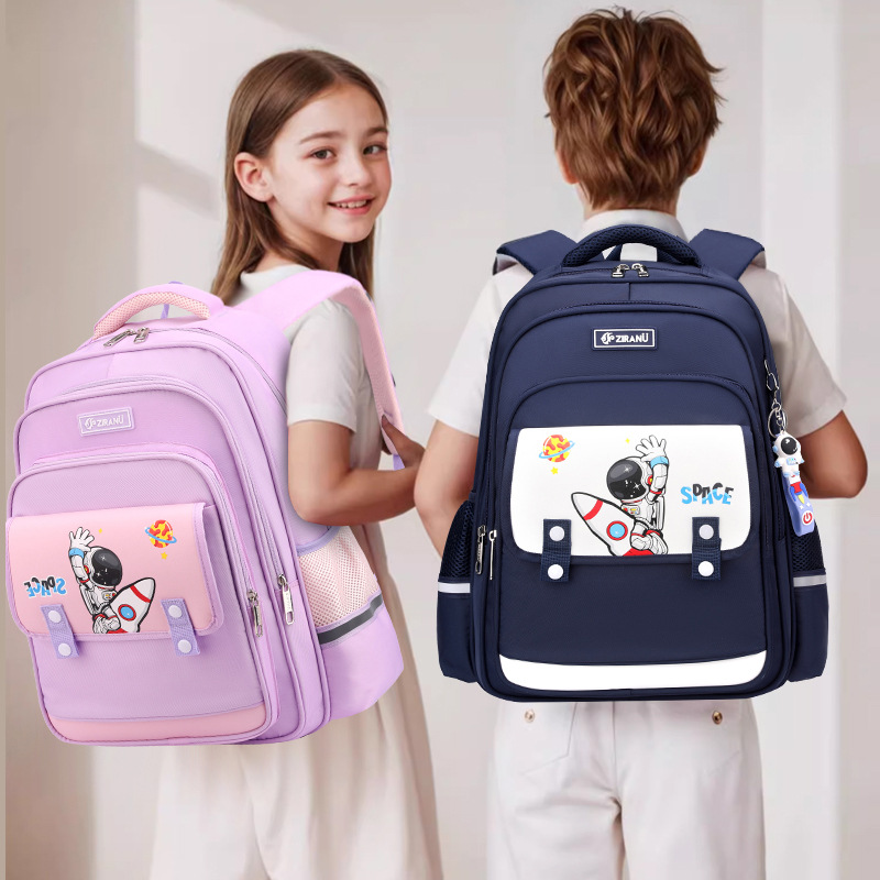 2025 nueva mochila escolar para niños de primaria, niños de tercer a sexto grado, impermeable, primer grado, protección de espalda ligera para reducir la carga