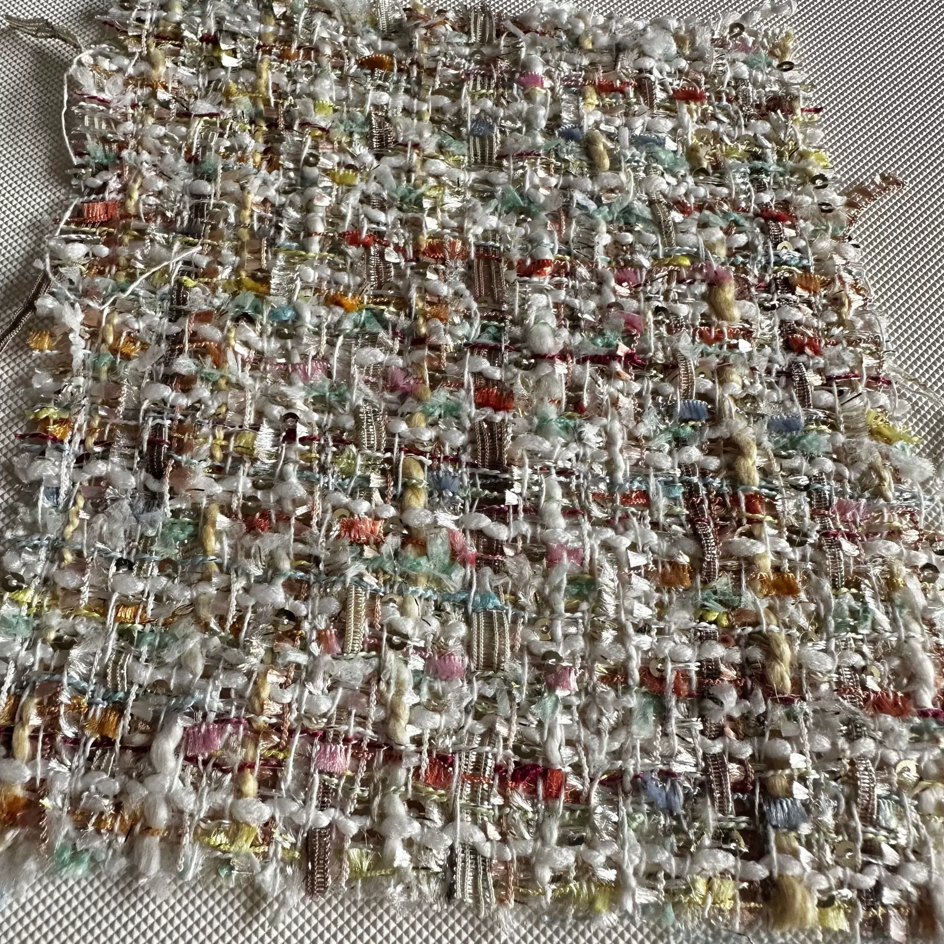 全涤多彩粗纺特种纱编织小香风时装连衣裙外套鞋包饰品面料粗花呢