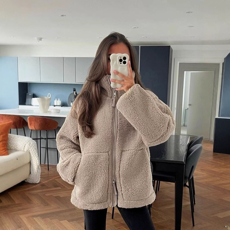 In-Stock Cross-Border European and American Lamb Wool Women's Autumn and Winter New Solid Color Lazy Style High-Neck Warm Coat