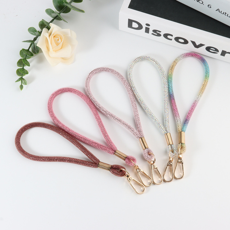 New flash diamond net mobile phone lanyard women's ins diamond chain mobile phone chain light luxury wrist strap anti-lost mobile phone pendant New flash diamond net mobile phone lanyard women's ins diamond chain mobile phone chain light luxury wrist strap anti-lost mobile phone pendant