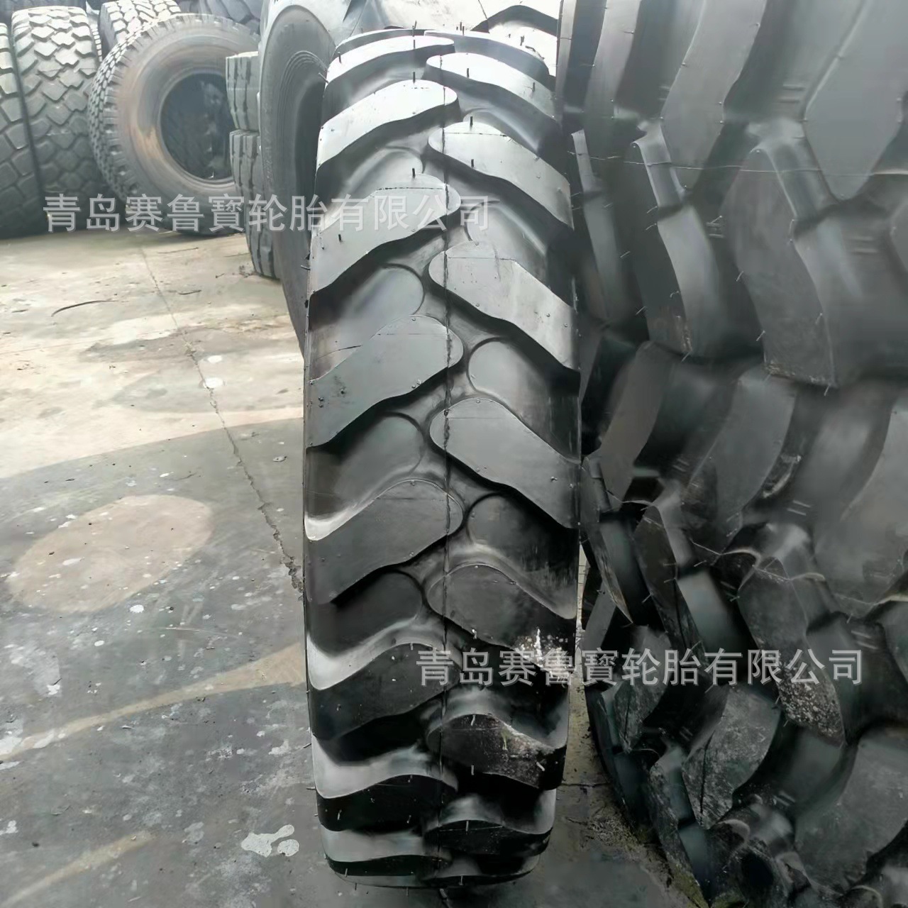 斜交工程轮胎 10.00-20  矿山 人字挖掘机轮胎