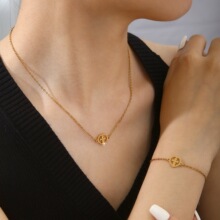�nϵ���s���|�ٴ�׺�ʮ�ּܵ������P��18k��Ůʿ��������b