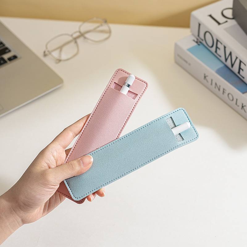 Fábrica directa PU simple estilo de aprendizaje de cuero bolsas de pluma de cuero de color sólido cubierta de lápiz de escritura puede imprimir logotipo