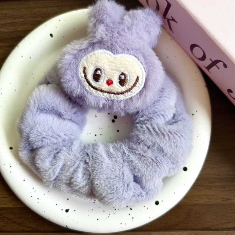 Bonito anillo de pelo de peluche de rabu animal pequeño anillo de intestino cruzado venta caliente dibujos animados correa creativa muñeca adornamiento para el pelo