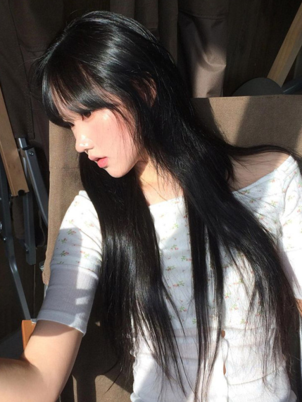 女性のためのワンショルダーフェイクツーピーススプライシング花柄半袖Tシャツ、夏のホットガールのためのユニークなデザイン、スリムで美しいトップ|undefined