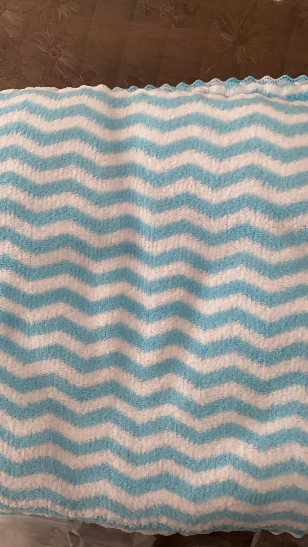 blue water ripple / Solid color square 30*30cm