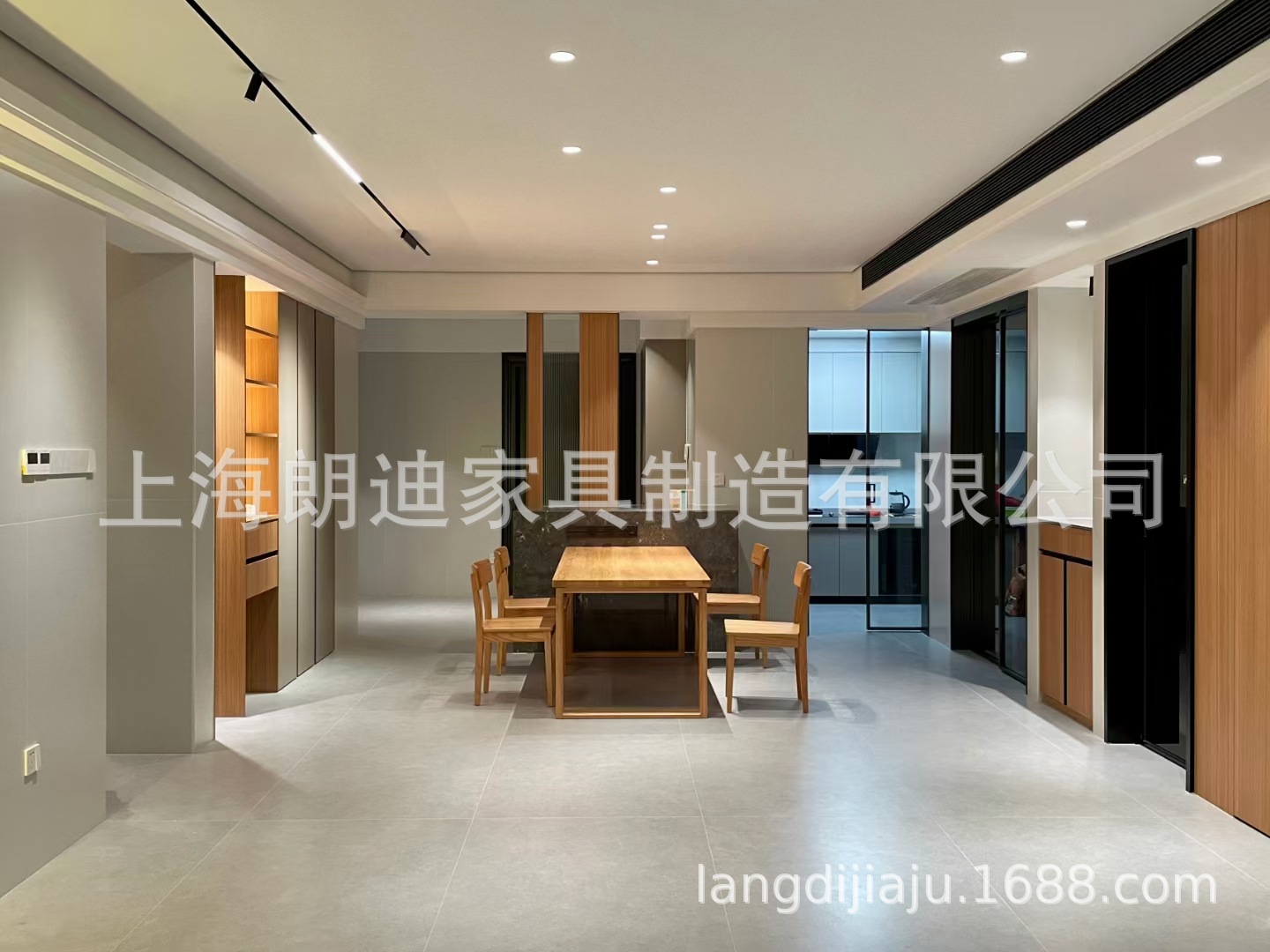 mmexport1695705842726