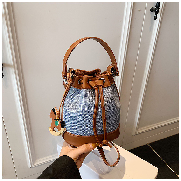 Spring and Summer fashion handbag for women, 2025 new style drawstring and stylish single-shoulder bag, Korean retro and trendy crossbody bucket bag undefined