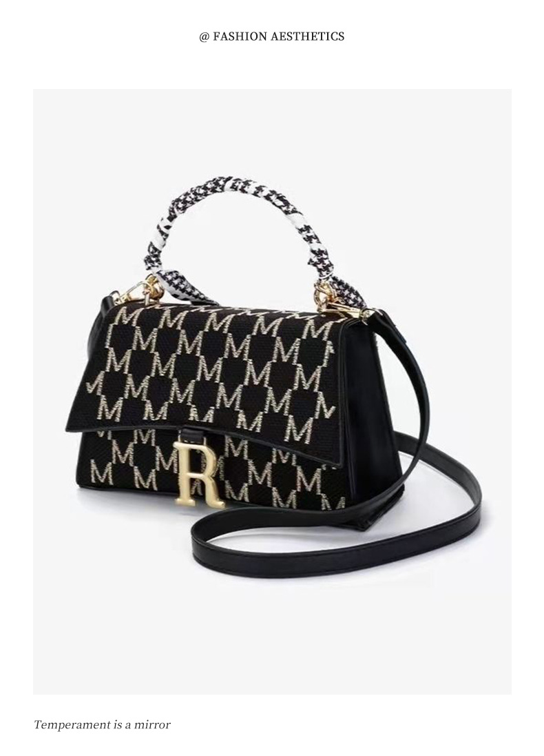 2024 European and American R letter small square bag, high-end, light luxury, small fragrance, portable shoulder bag, western style crossbody bag _voghion.com