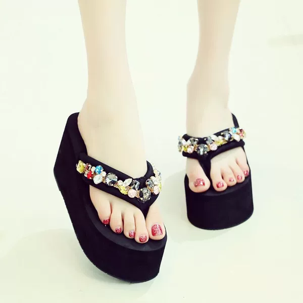 8cm black colored diamonds
