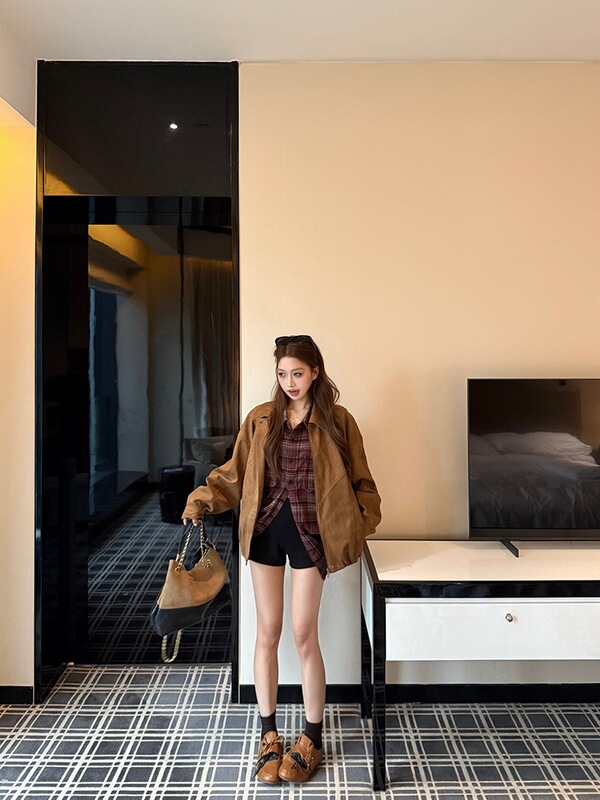 Vintage Brown Suede Leather Jacket, Early Autumn Loose Fit with Turn-down Collar, Slimming Design, Women's Jacket Vintage Brown Suede Leather Jacket, Early Autumn Loose Fit with Turn-down Collar, Slimming Design, Women's Jacket