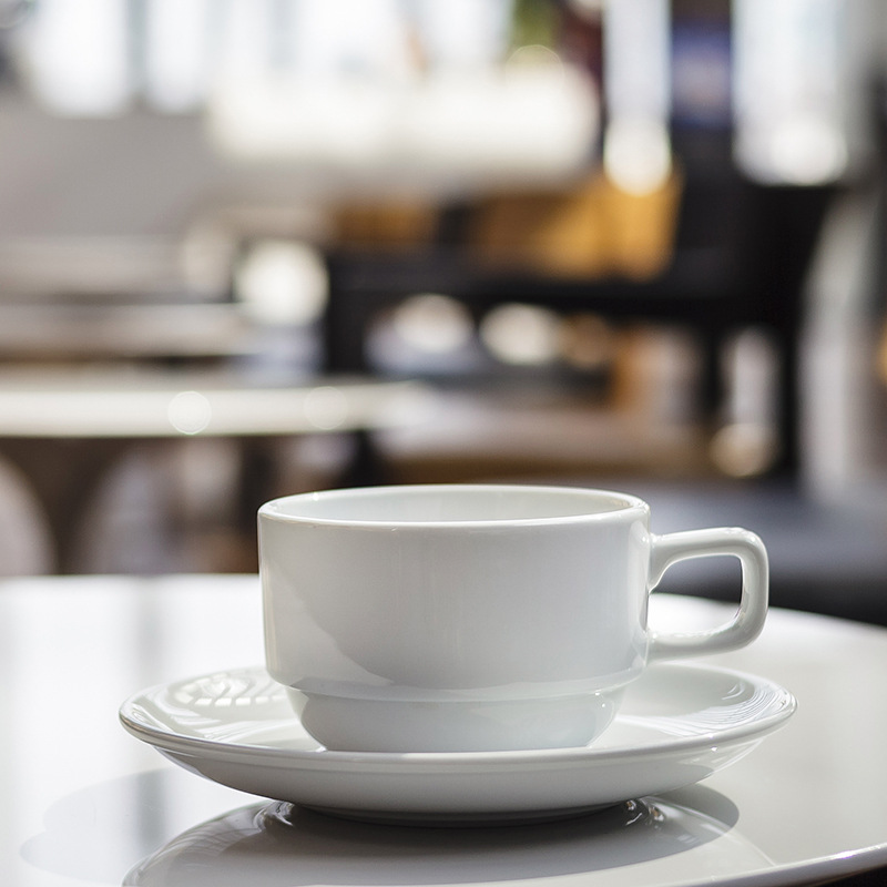 Taza de café de cerámica traje blanco taza de desayuno té de la tarde comida occidental taza de leche regalo del hogar taza de café italiano