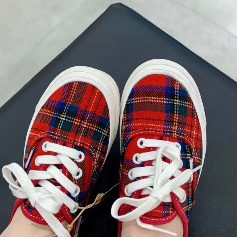 Putian Version of Vans Sneakers Red Plaid Checkerboard Summer Men and Women Same Style Couple Slip-On New Canvas Shoes