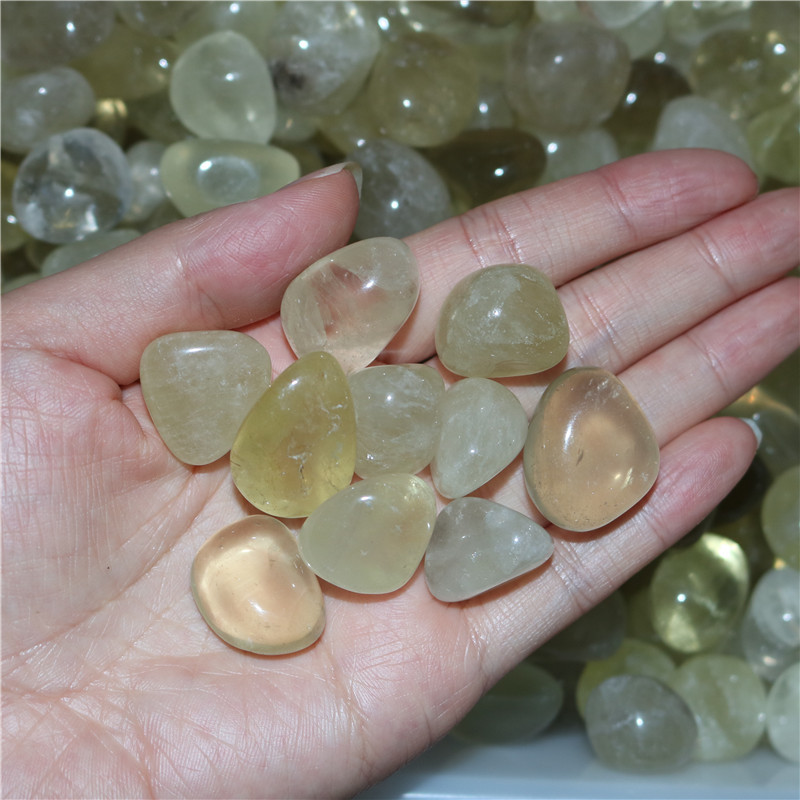 厂家批发各种水晶随形宝石黄水晶不定型碎石水晶宝石裸石花园装饰