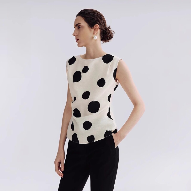 Langjia 2025 Summer New White Polka Dot Shirt, Elegant and High-End Sleeveless Design Top Shirt