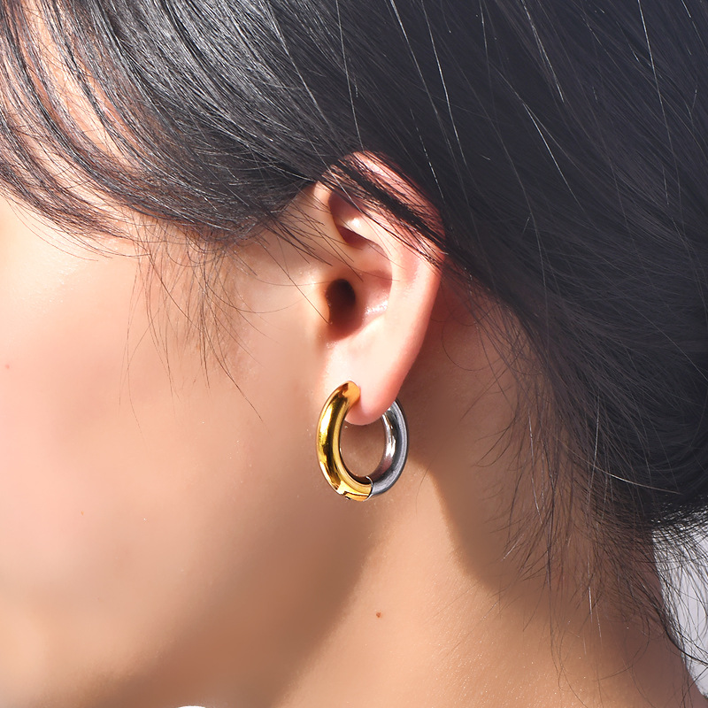 Plating Design 1 Pair Casual Simple Style Round Color Block Plating Titanium Steel Earrings