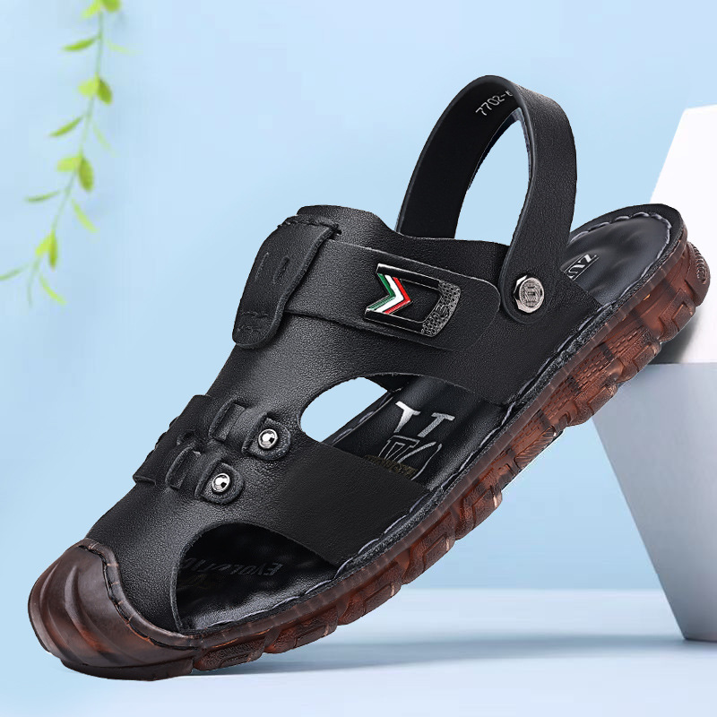 Sandals for men 2022 new pattern summer man Genuine leather Baotou Dichotomanthes bottom Beach shoes non-slip Deodorant sandals