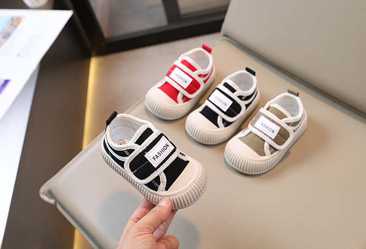 2024 Vår och höst Barncanvas Pojkar Casual Shell Head Girls Cookie Mjuk sula Babyskor_voghion.com