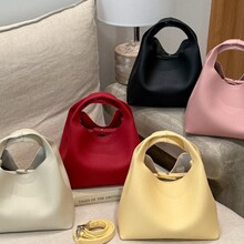 2026�¿ɫ�OӋ���s����ˮͰ����Ů�߼��Џ͹Űٴ�μ�б�����