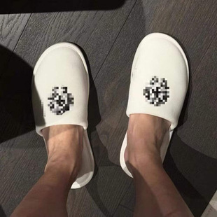 �������Ĵ̽�ʮ�ּܼҾ��҃ȱ�ů����Ь��Ů��H�ļ�������Ь