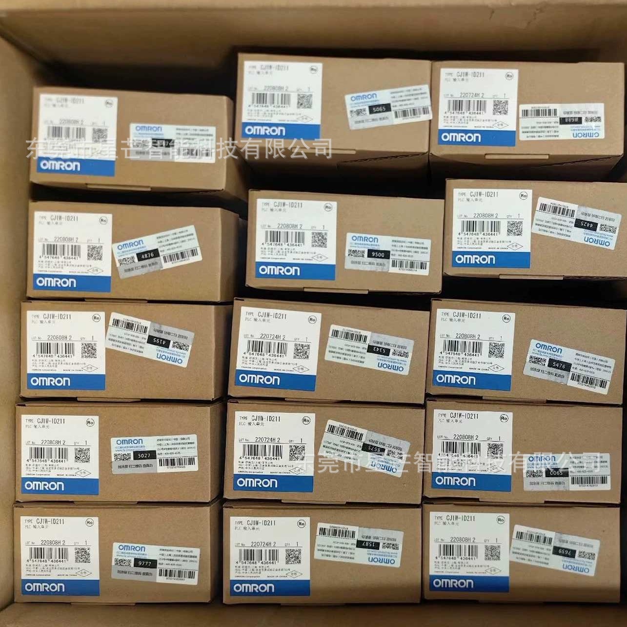 欧姆龙CJ1W-DA041可编程控制器CJ1W-DA08C全新现货CJ1W-DA08V议价