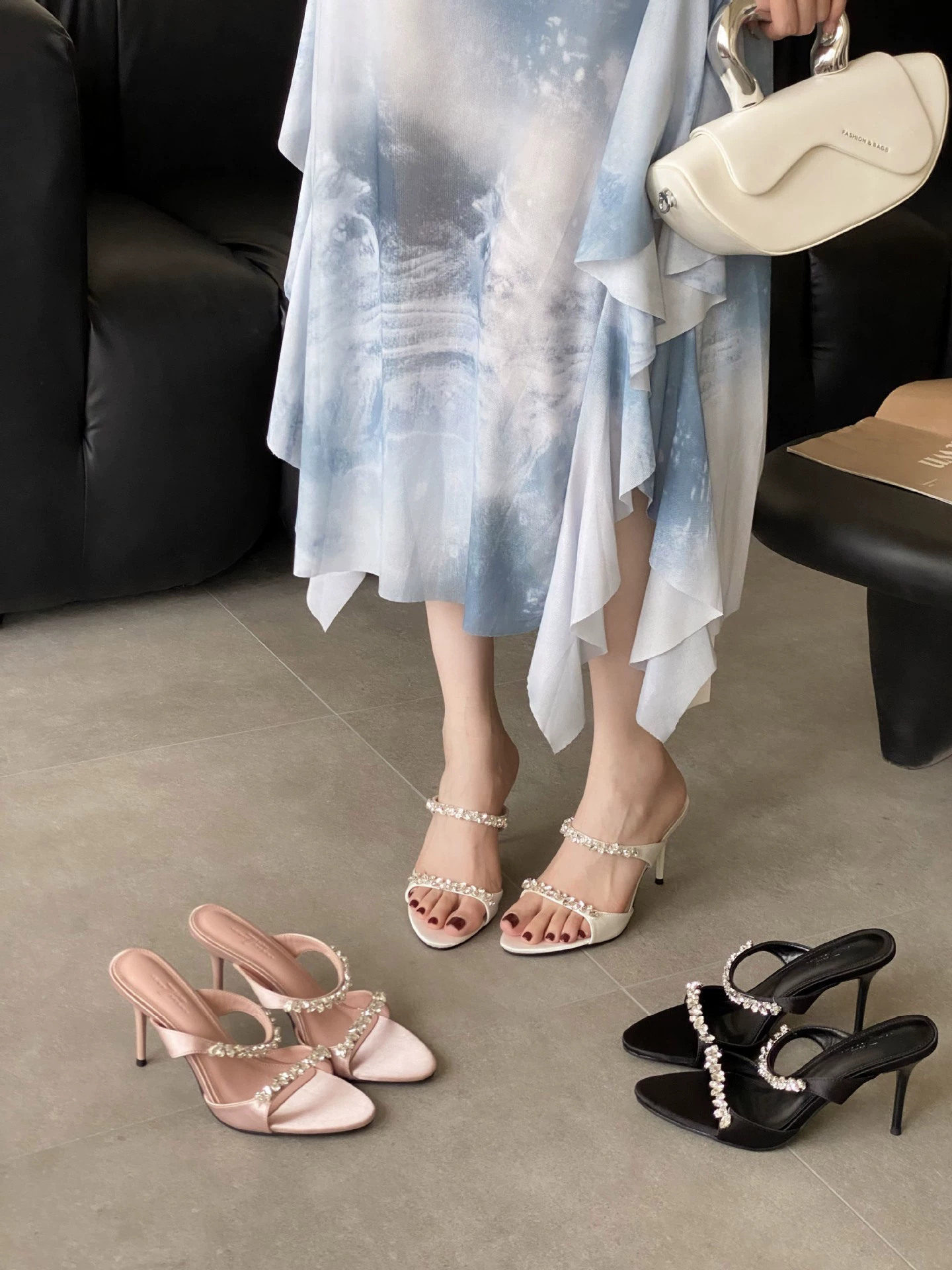 Весенние туфли-лодочки 2025 года, с круглым носком, на шпильке, стройнящие, французская мода, сексуальные и красивые открытые женские туфли.