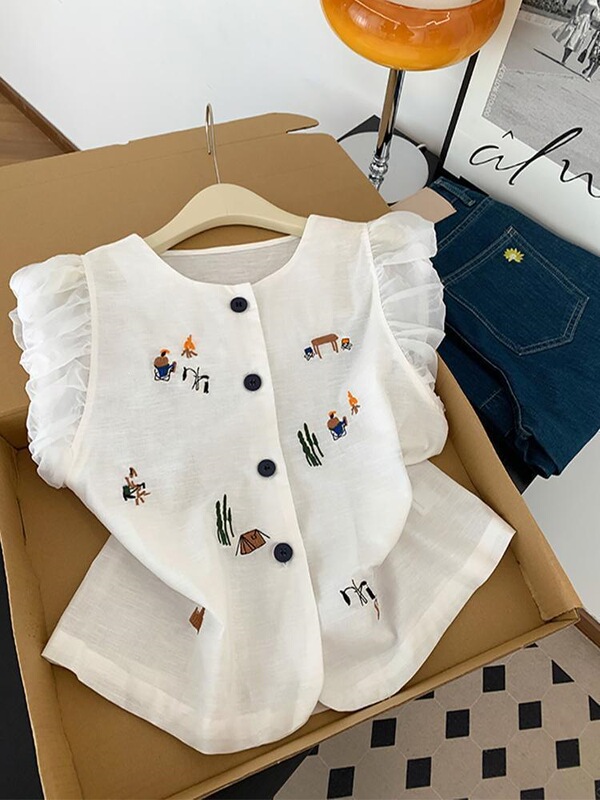 High-End Cartoon Embroidered Flutter Sleeve Blouse for Women, Summer Niche Design Puff Sleeve Top