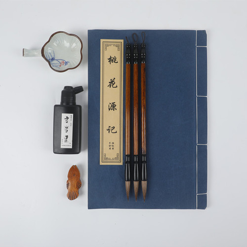 Large, medium, and small wolf-hair calligraphy brushes—non-shedding, perfect for beginners learning regular script, semi-cursive, and cursive styles.