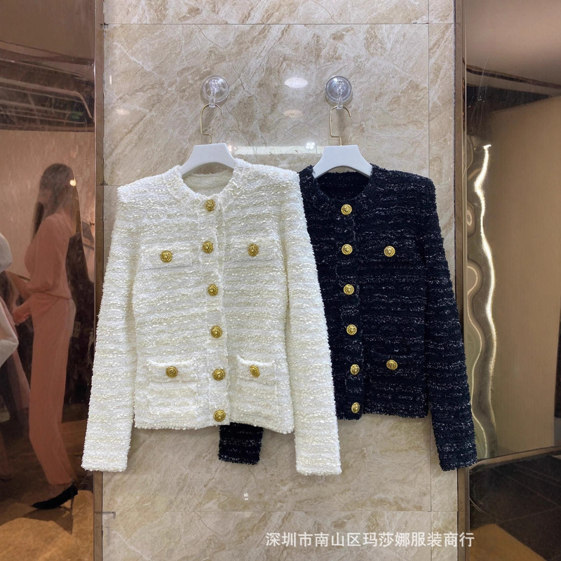 2025 French-Style Chanel-Inspired Thick Floral Jacket, Elegant and Fashionable Light Luxury Round Neck Cardigan with Metal Buttons, Knit Top