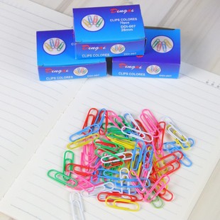 Factory direct color paper clip office stationery color plastic paper clip colorful storage needle box 70 special