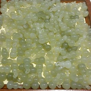 Hetian jade pendant wholesale Qinghai material cattle nostril sunny water hyacinth pendant diy jewelry semi-finished accessories