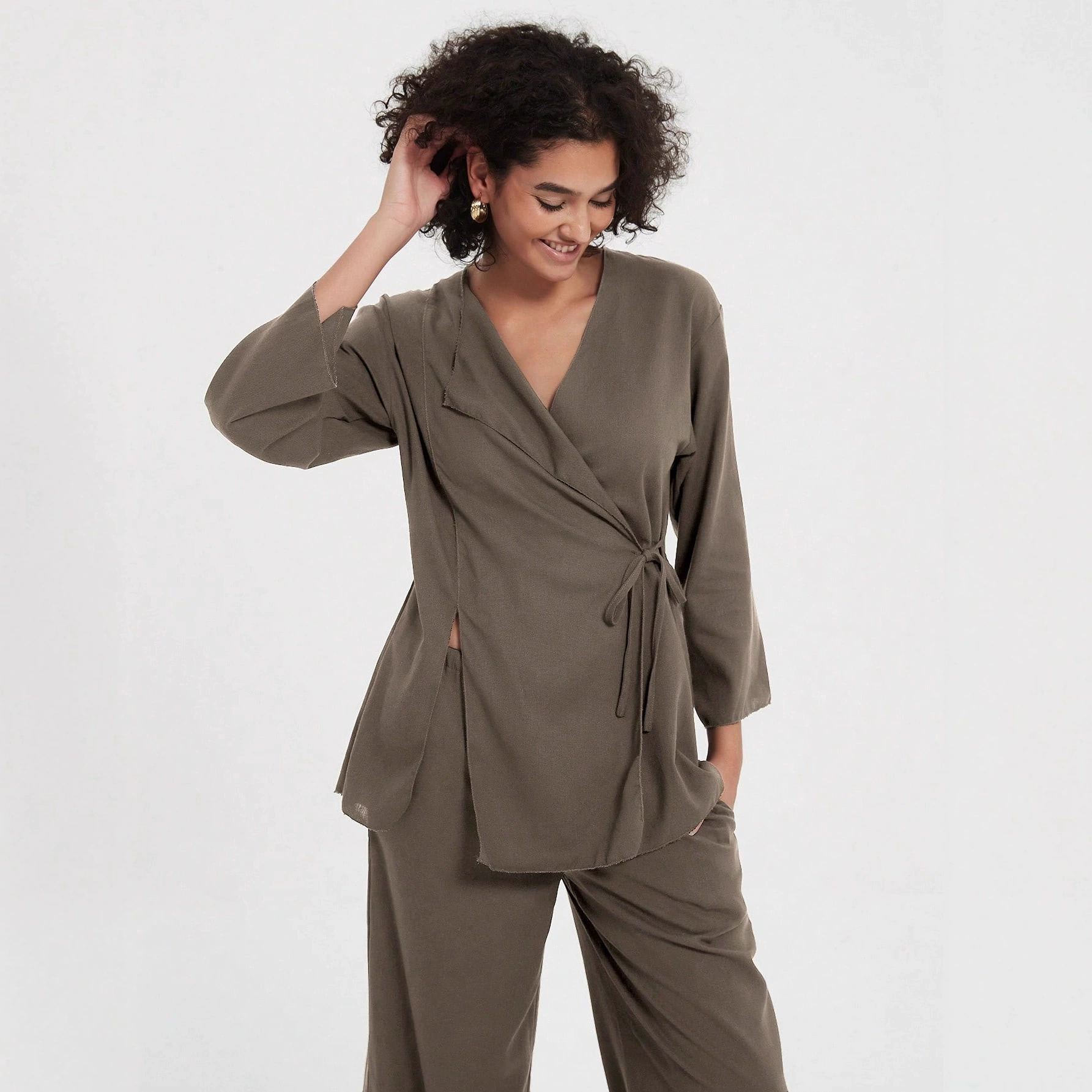 Трансграничная женская одежда оптом в европейском и американском стиле с v-образным вырезом на шнуровке в стиле кимоно, свободные топы с длинными рукавами, широкие брюки с высокой талией, костюм