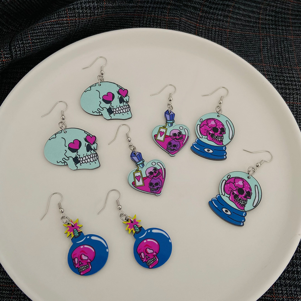 New Halloween Earring Series Bat Skull Acrylic Stud Trendy Women Dark Personality Unique Earrings_voghion.com