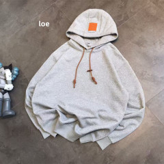 羅家LOEの新型の皮の標識は帽子の衛衣の灰色の小さい刺繍の春秋の頭の男の同項のゆったりしている国境を越えて生放送します。