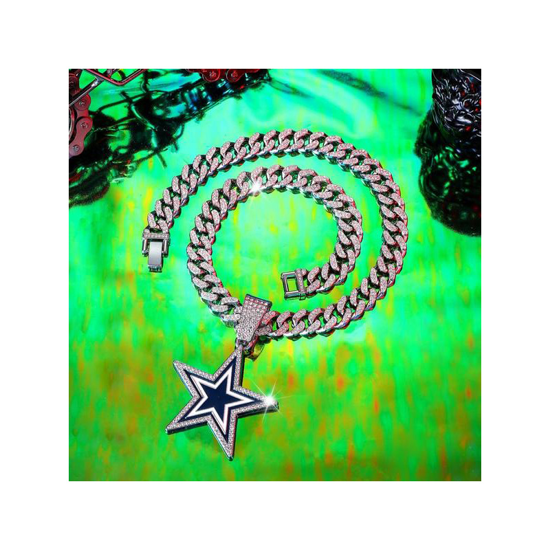 Collar cubano de pentagrama con estrás accesorio de moda mujer_voghion.com
