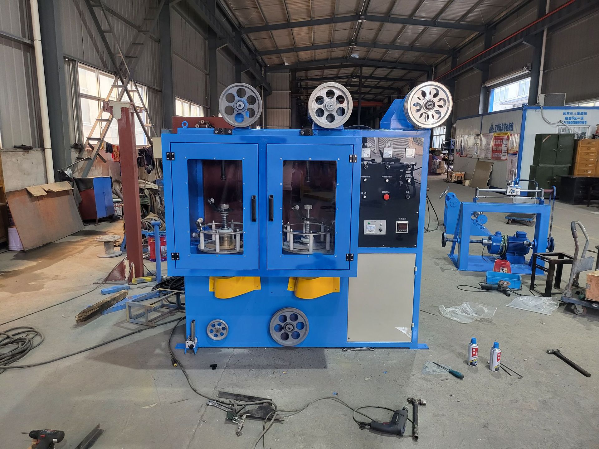 塔式云母带立式包纸机包纸机PP带电线挤塑机押出机挤出机