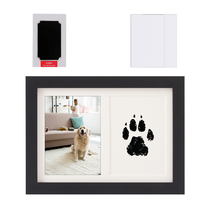 ペットの猫と犬の足跡記念フレーム、赤ちゃんの1歳のDIY手形と足形の吊り下げフォトフレーム、置くことも掛けることもできます。|undefined