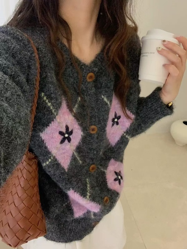 复古拼色菱格长袖毛衣外套女圆领秋冬新款韩系软糯慵懒风针织开衫|undefined